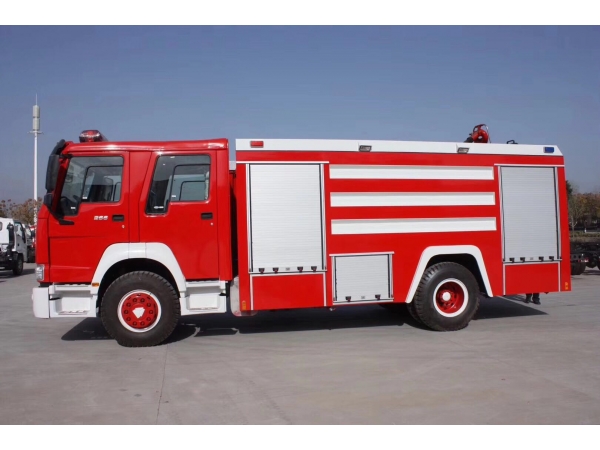 The maintenance method of the foam fire truck after fire fighting