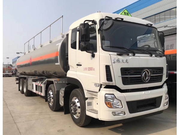 Dongfeng 8x4 30000L aluminum alloy fuel tank truck