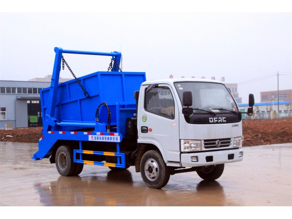 Camion à ordures à bras oscillant de 4 à 5 tonnes de l‘usine de Chengli