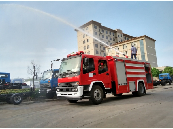 Camion de pompier en mousse ISUZU 6x4 12t de la société automobile spéciale Chengli