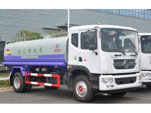 Chine vente d‘usine de camion-citerne de wagon d‘eau 12 t