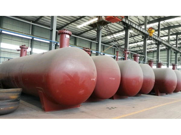 Structure and working characteristics of liquid level gauge for buried LPG tank