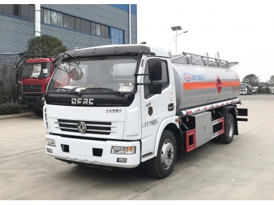 8000 litres 6 wheels refuel tank truck