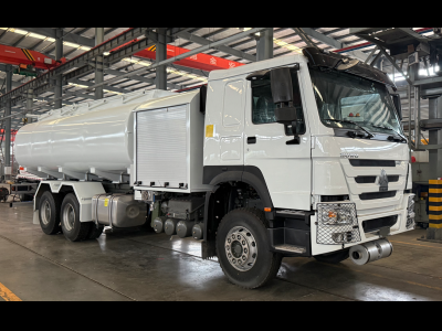 HOWO 6X4 20,000L aircraft refuel tank truck