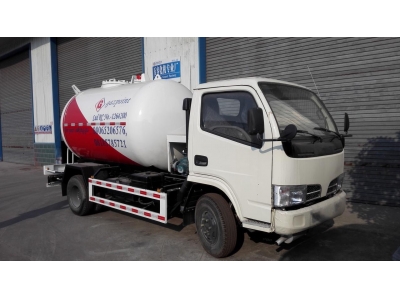 Dongfeng 5000 liters liquefied petroleum gas filling vehicle