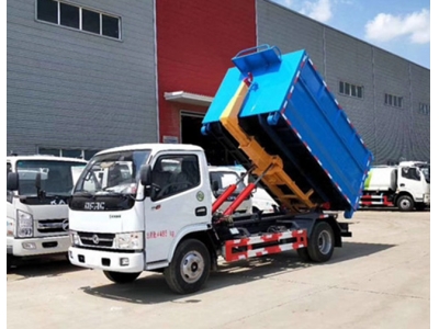 5 tons 4x2 arm roll off refuse transport vehicle