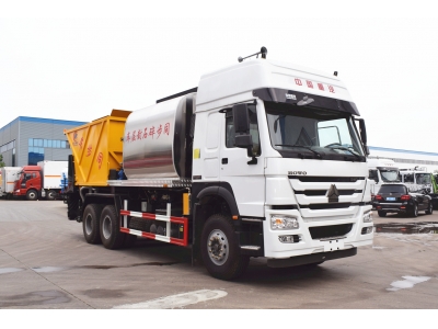 HOWO 6x4 synchronous stone crush and coat seal truck