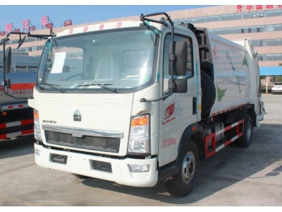 HOWO 8 tons compressed garbage truck