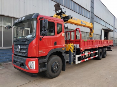 Dongfeng 6x4 truck mounted with 8 tons crane