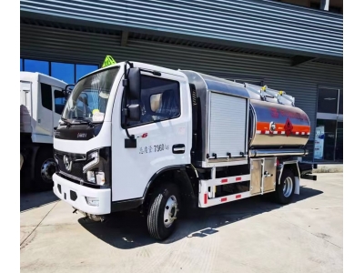 CLW brand 5000L jet refueller from China