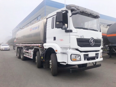 Camion-citerne de carburant en alliage d‘aluminium Shacman 8x4 28000L