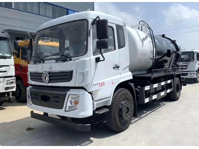 CLW brand 12T vacuum cleaning truck from Chengli