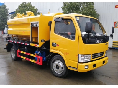 5t Vacuum sewer suction clean-up vehicle